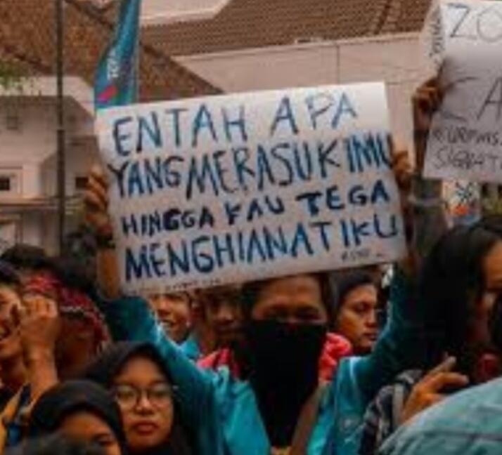 Wajib Baca! Rangkuman Lengkap Semua Kejadian Unik, Lucu Dan Mengharukan Selama Demo