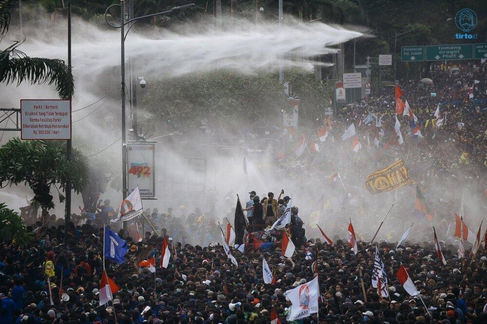 Ramai-Ramai Mengabaikan Anjuran Jokowi untuk Tidak Demo Lagi