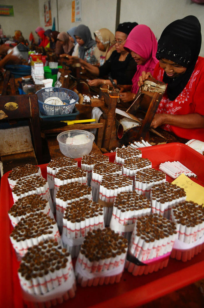 Cukai naik, pemerintah mesti antisipasi peredaran rokok ilegal