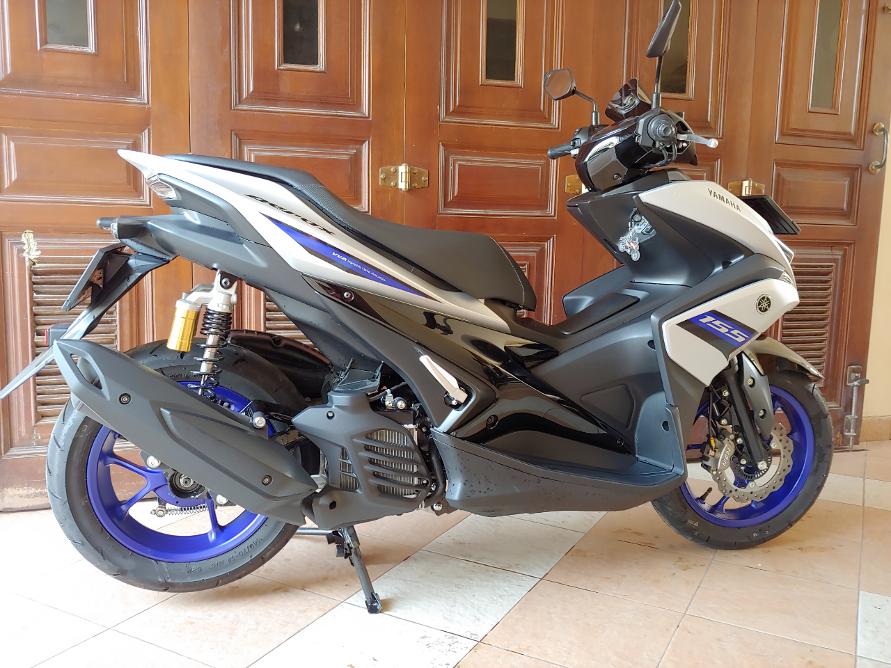 Camaro aerox z. Yamaha aerox 100. Ямаха аерокс r 100. Yamaha aerox 125. Yamaha aerox 50.