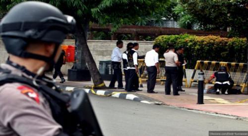 Tas Mencurigakan di Depan Hotel Sultan Hanya Berisi Pakaian dan Botol Minuman