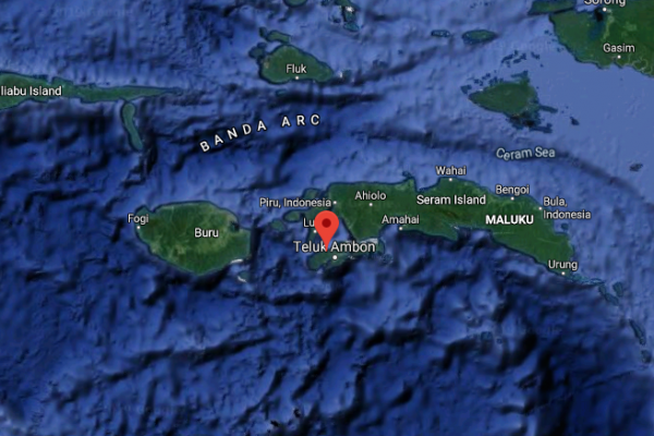 Pulau Manise (ambon) diguncang Gempa Bumi 6.8 SR