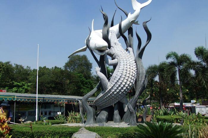 5 Patung Dan Monumen Di Surabaya Yang Kaya Nilai Sejarah Kaskus