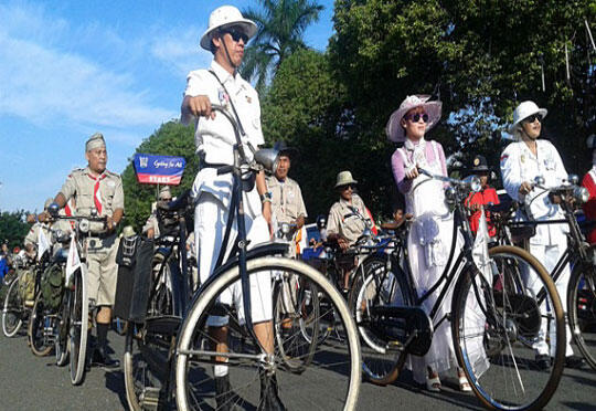 Berkomunitas Membuat Kita Mengenal Dunia