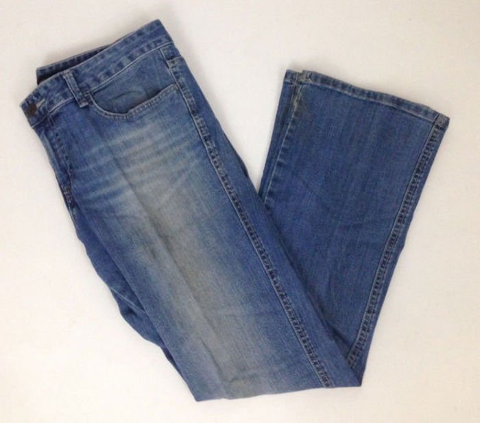 5 Tips Memilih Celana Jeans untuk Badan Curvy!
