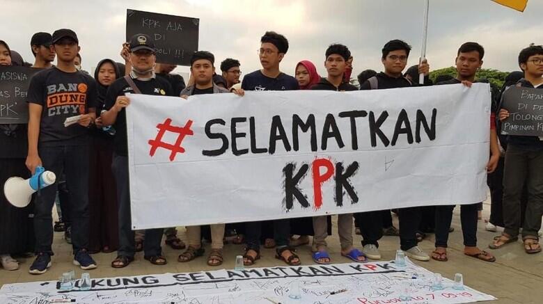 Tanggapan Ane Mengenai Revisi UU KPK