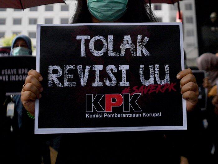 KPK dinerf? Menuju Indonesia penuh korupsi?