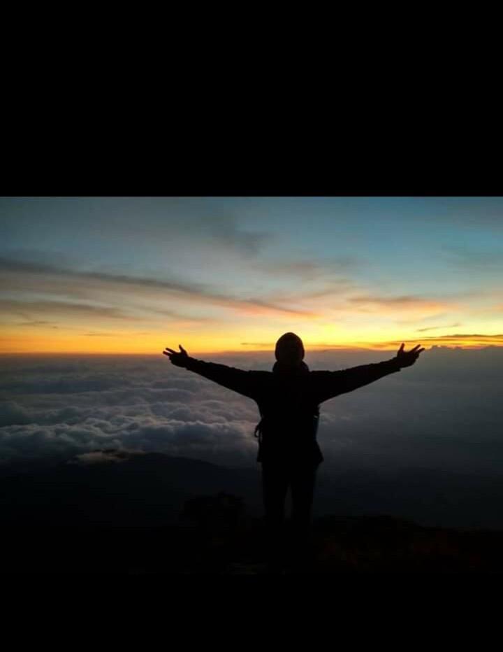 Pengalaman Horor Saat Mendaki Gunung Ciremai