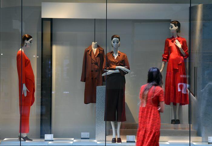 Forever 21 bangkrut dan tutup ratusan toko