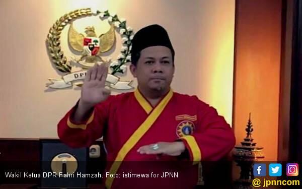 Fahri Hamzah: Kalau Mau Negara Ini Tenang, Segera Sahkan RKUHP