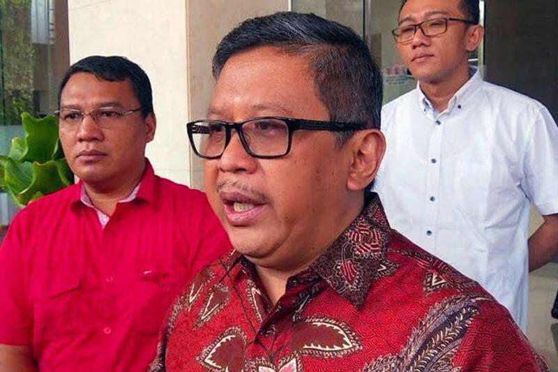 PDIP Pasang Badan Bantu Jokowi Hadapi Serangan Isu RUU KPK