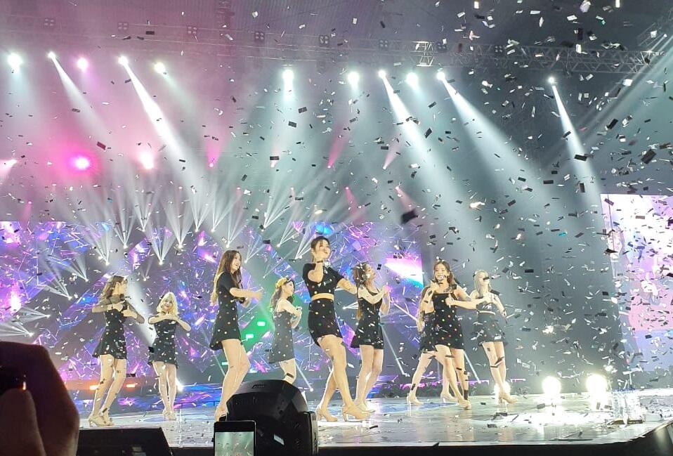 Fans K-Pop Bersatu di Acara Super K-Pop Festival 2019