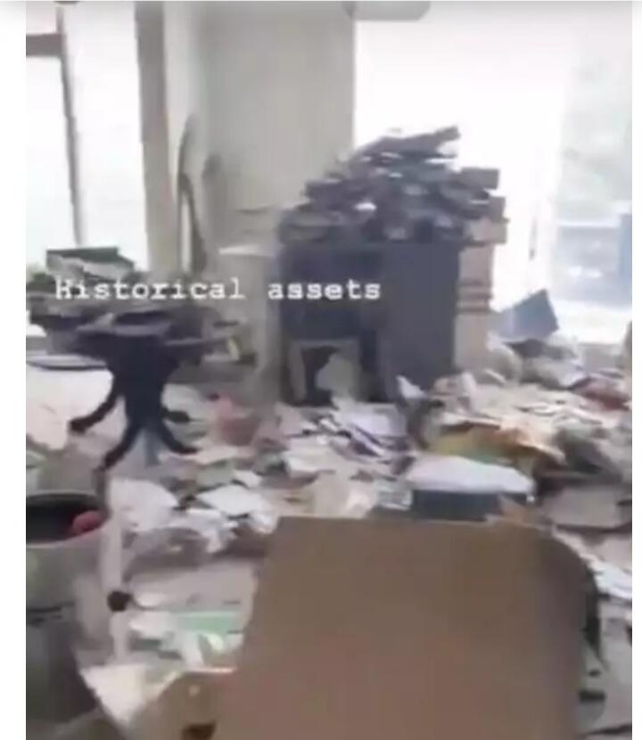 Uji Nyali Masuk ke Menara Saibah, Tempat Angker Istana Kuntilanak Merah, Kamu Berani?