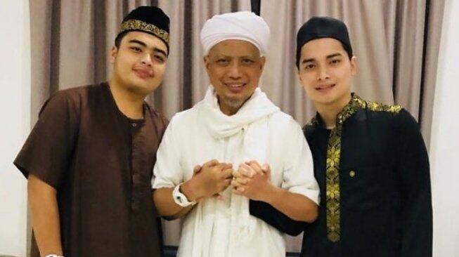 Masa Iddah Habis, Istri Pertama Ustaz Arifin Ilham Langsung Ingin Berkuda