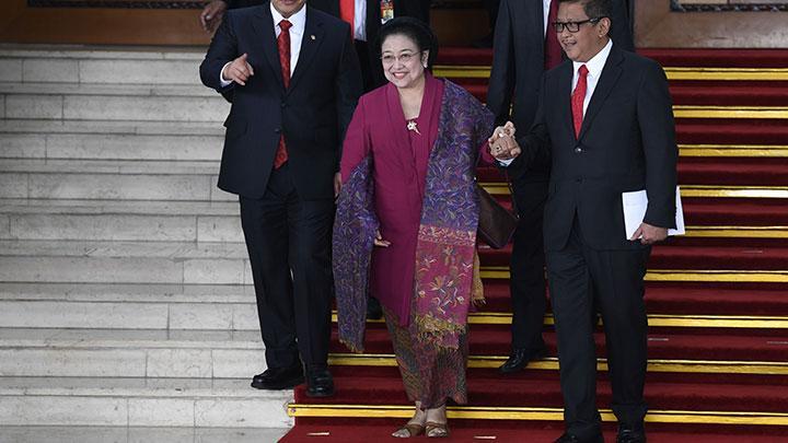  Viral Video Megawati Tak Salami Surya Paloh di Pelantikan DPR