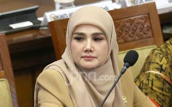 Berikut Besaran Gaji dan Tunjangan Anggota DPR