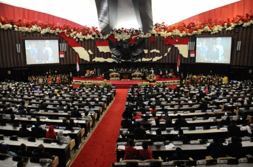 Baru Dilantik, Anggota DPR/MPR Sudah Bolos dan Tidur Saat Sidang?