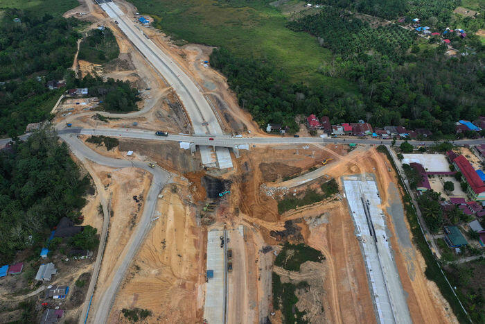 Hanya 46 persen proyek strategis yang selesai di periode 1 Jokowi