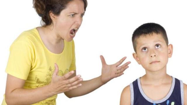 Tanpa Di Sadari, 5 Perilaku Buruk Anak Ini Karena Mereka Meniru Orang Tuanya