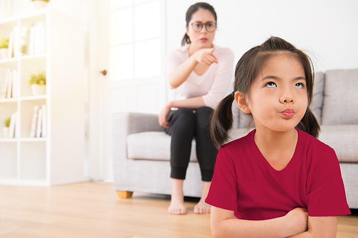 Tanpa Di Sadari, 5 Perilaku Buruk Anak Ini Karena Mereka Meniru Orang Tuanya
