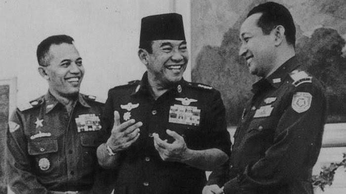 Ketika A.H.Nasution MENUMBANGKAN Rezim SOEKARNO