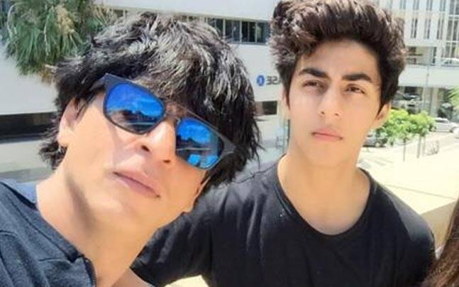 Intip Pesona Aryan Sang Putra dari Shah Rukh Khan. Cogan Masa Kini, Nih!