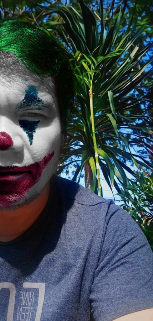 Cara editing muka JOKER