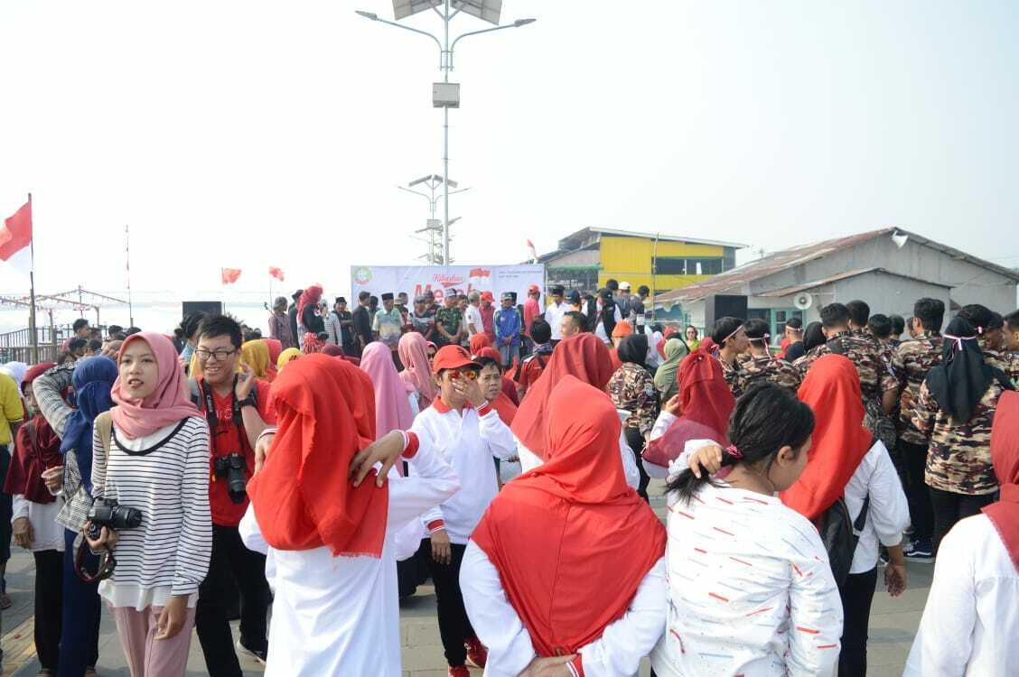 &#91;FR&#93; Kibarkan Merah Putih di Atas Sungai Kapuas