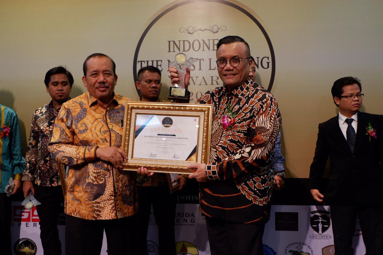 Raih Most Leading Award 2019, Togar Situmorang: Yesus is Good, I am Blassed