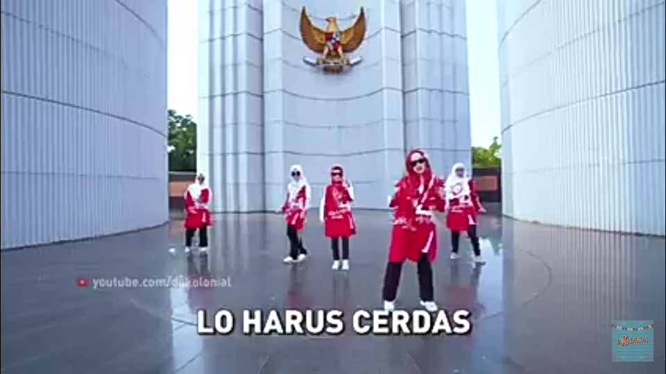 Saat Emak-emak Kenal Instagram dan Youtube, Apa yang Terjadi? Hati-hati Berbahaya!