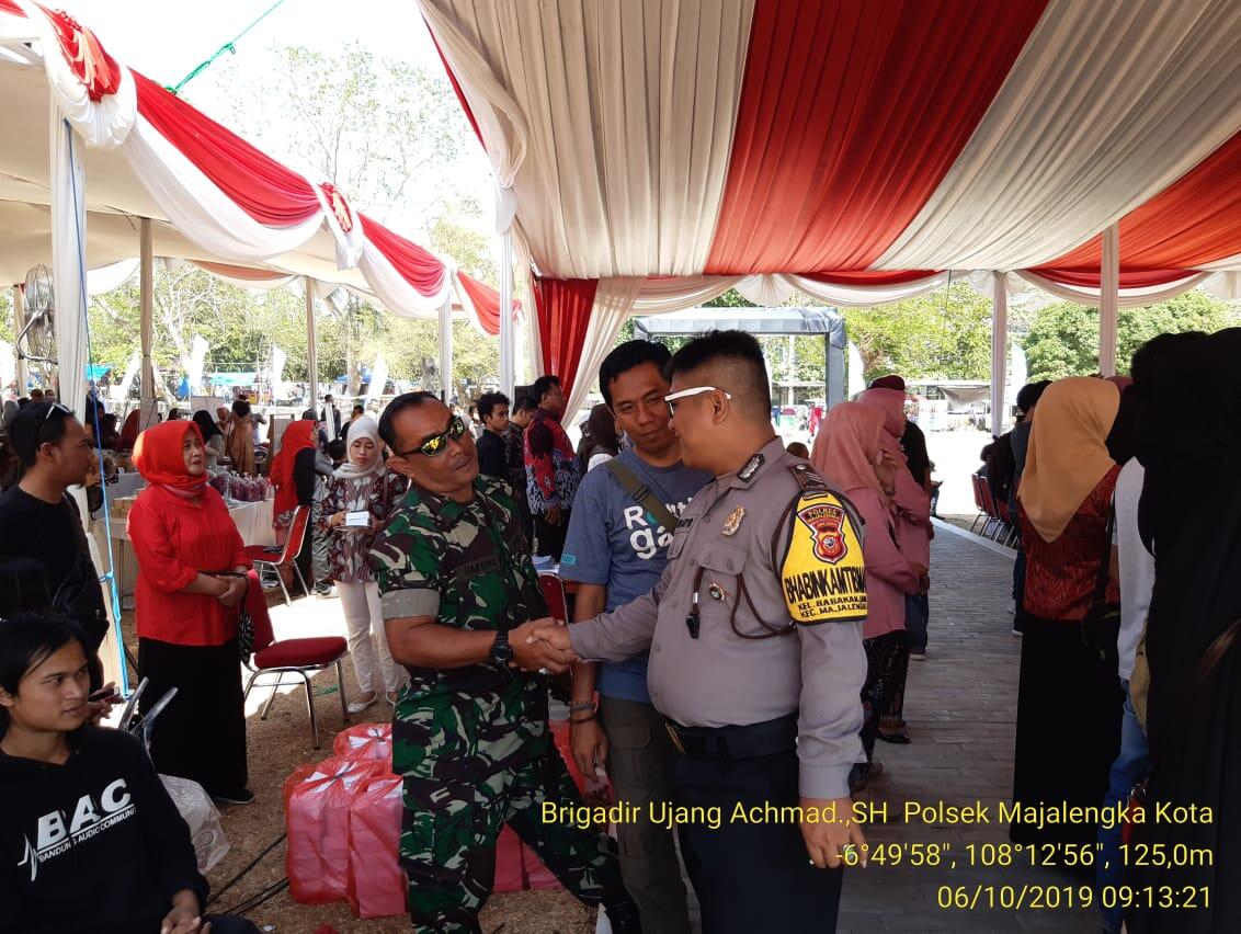 Sinergitas TNI-Polri Pantau Kegiatan UNKM Di Lapangan GGM Kabupaten Majalengka