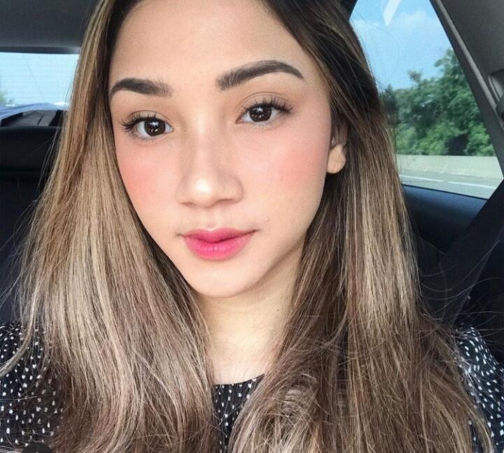 7 Youtuber Indonesia Tercantik, Bikin Skill Makeup-mu Makin Jago Nih Sist
