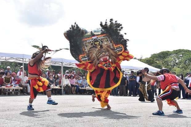 Genderang Suling Gita Jala Taruna dan Reog Ponorogo Hibur Masyarakat Myanmar