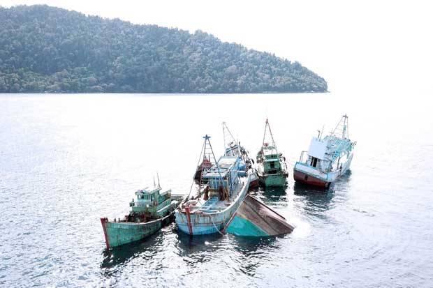 21 Kapal Ikan Asing Ditenggelamkam di Perairan Kalbar