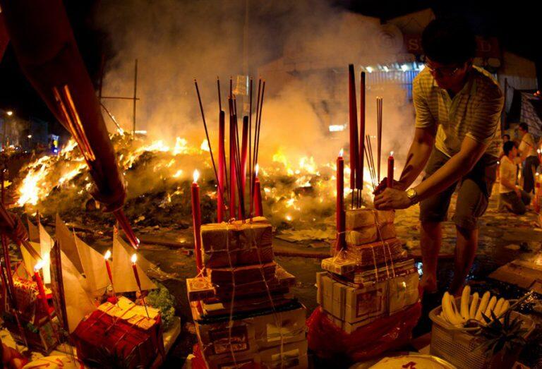 Tradisi Unik Halloween di Dunia, Hantu Lapar dan Teng Chieh Paling Aneh! Penasaran? 