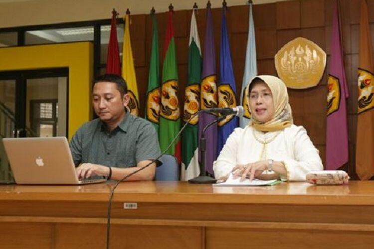 Fakta Rina Indiastuti Rektor Perempuan Pertama Unpad