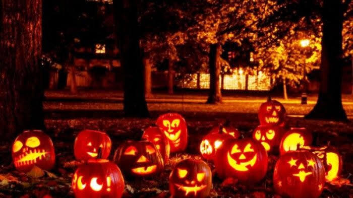 (Halloween) Hari Yang Paling Ditunggu - Tunggu