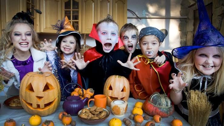 (Halloween) Hari Yang Paling Ditunggu - Tunggu