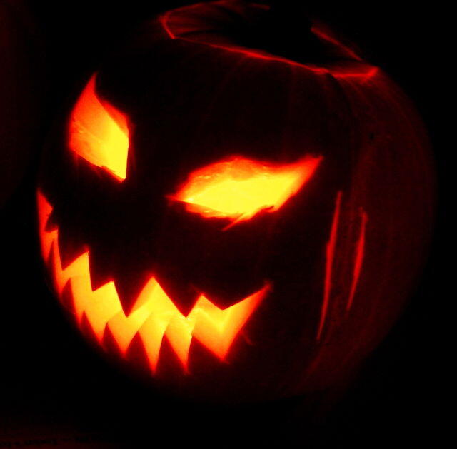 Gagal Serem! Perayaan Halloween Ala Artis Indonesia Ini