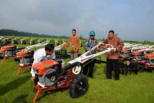 Air dan Alsintan Kunci Penting dalam Usaha Tani