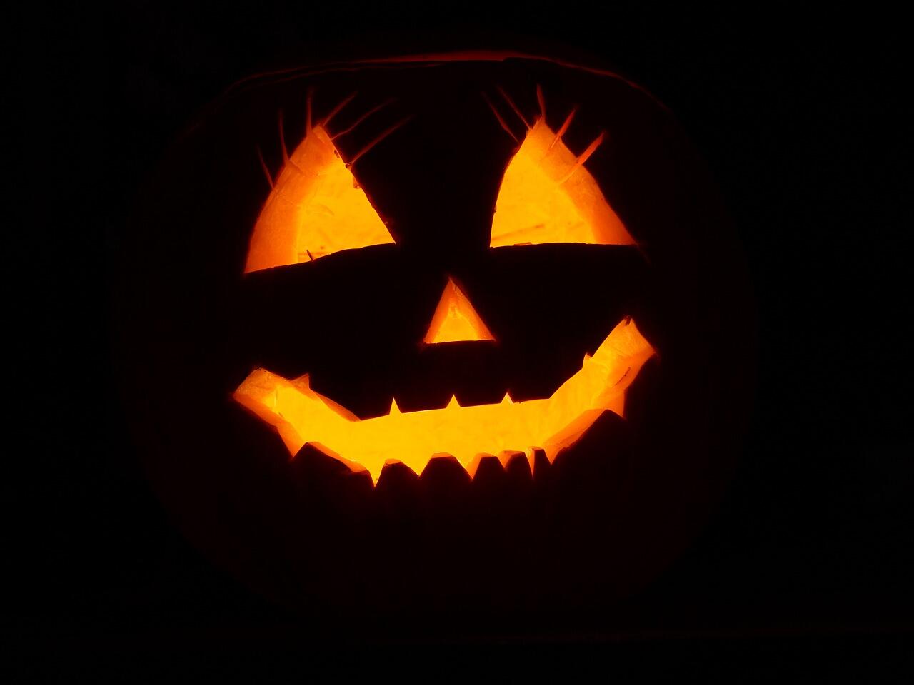5 Rekor Dunia Bertema Halloween Yang Mungkin Bisa Jadi Inspirasi Gansis!