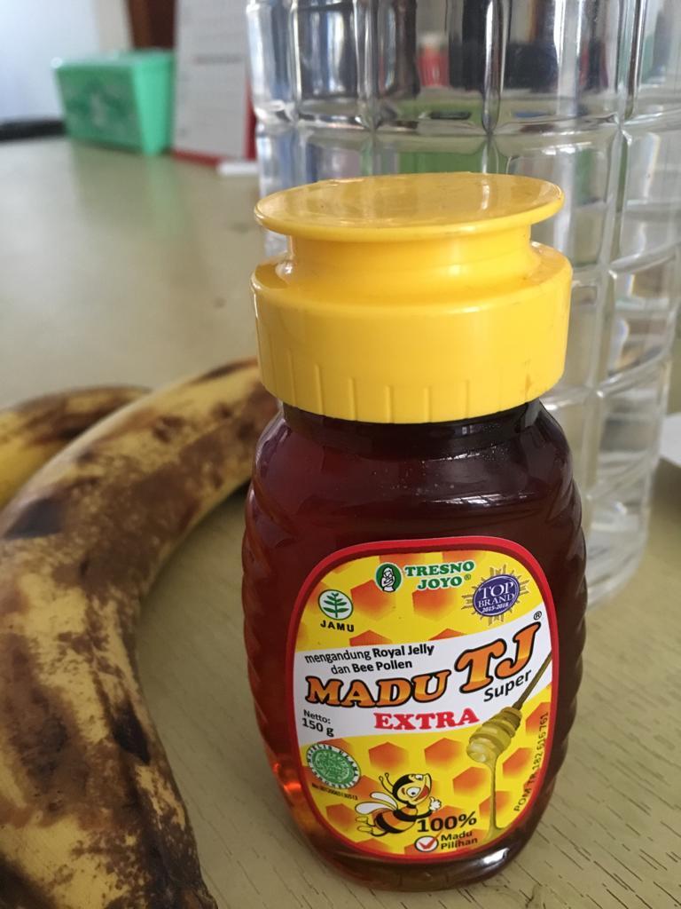 Suka Minum Madu? Manfaatkan Khasiatnya Untuk Menambah Energi