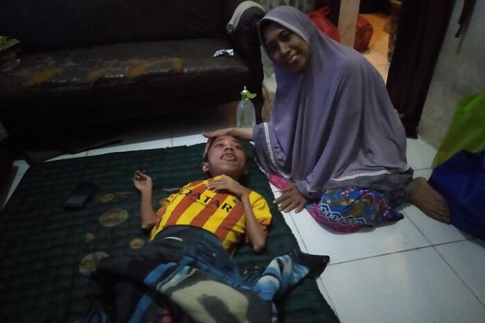 Mengenal Kasih Ibu melalui Kisah Haru Bu Winih