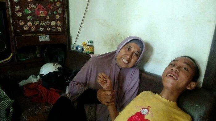 Mengenal Kasih Ibu melalui Kisah Haru Bu Winih
