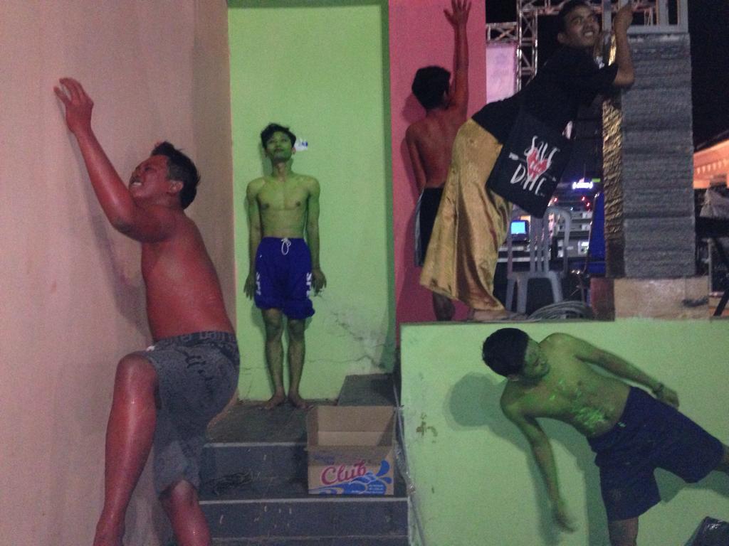 Teater Berdrama di Atas Panggung