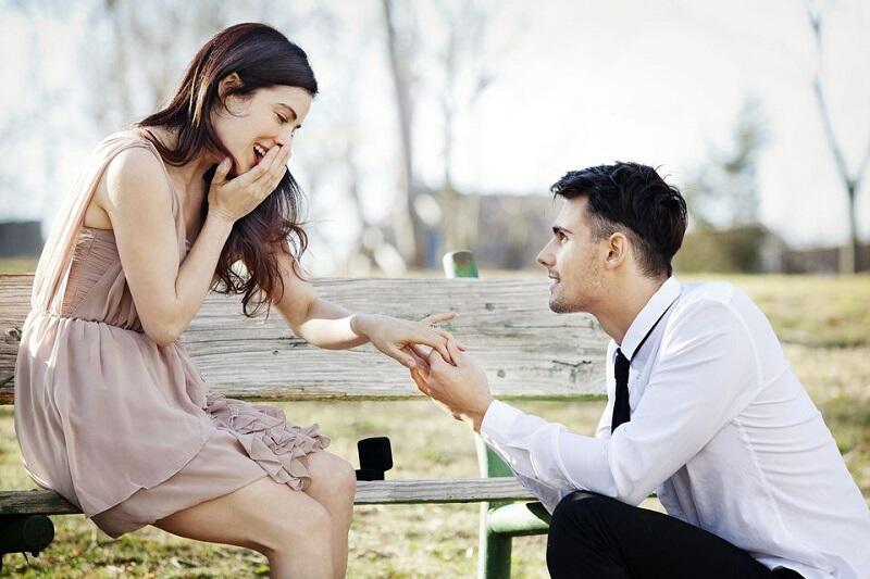 Ramalan Zodiak Cinta Bulan ini Bakal Ada Zodiak yang Dilamar Lho Gansis!