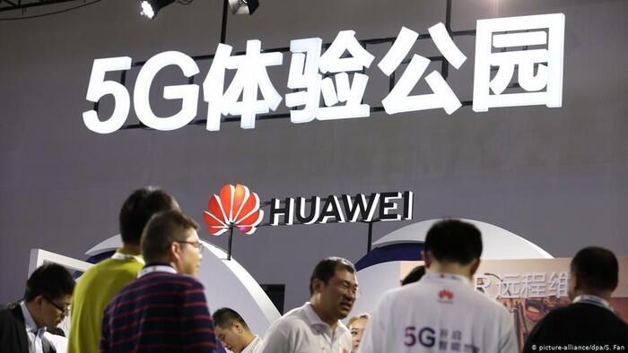 Huawei Melawan Dunia !!