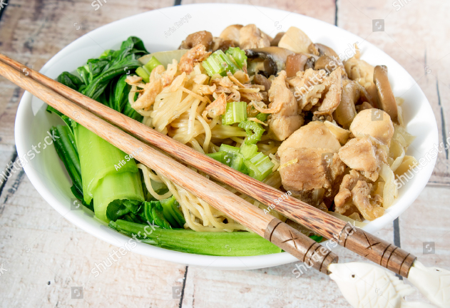 Berikut Resep Praktis Cara Membuat Mie Ayam Jamur! Cobain Yuk Gan!