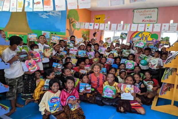 TB Pelangi Resmikan 10 Perpustakaan Berbasis Teknologi di Ende, Flores