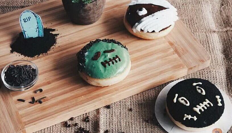 Donat dan Roti Helloween